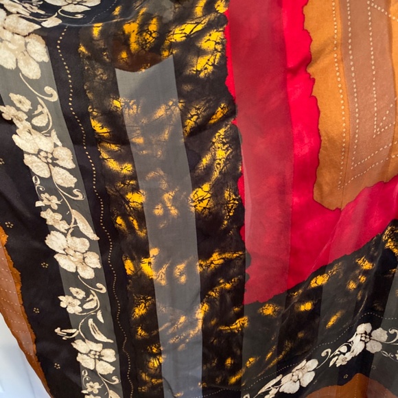 Ellen Tracy Silk Scarf - EUC - Picture 4 of 13